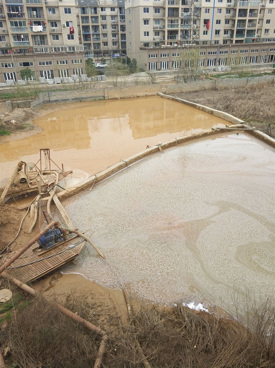 阿里沉淀池淤泥清理-厂区废水池淤泥清淤