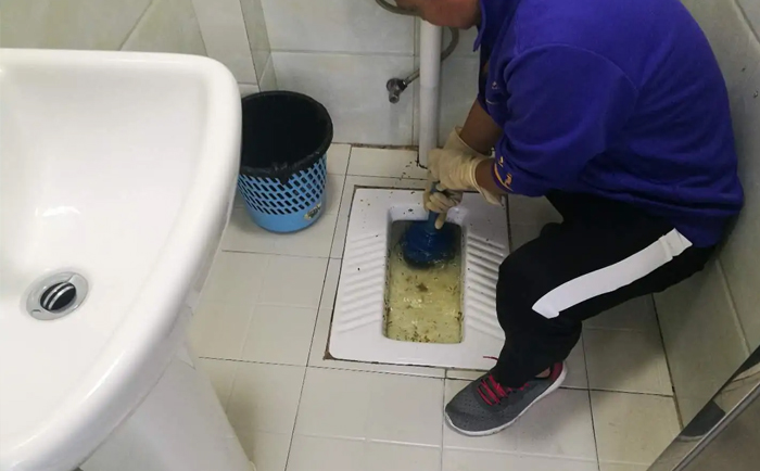 阿里疏通蹲坑